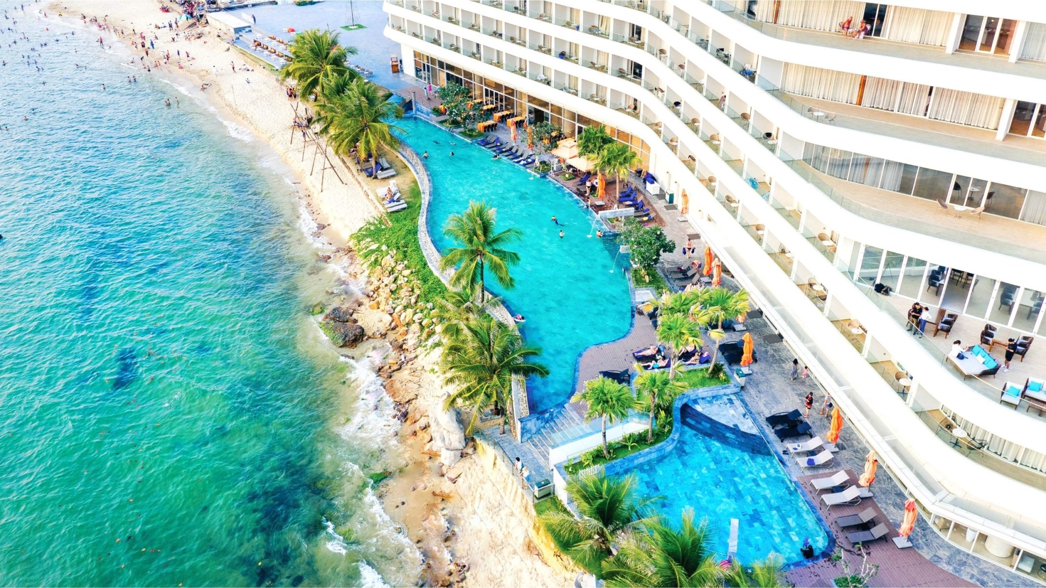 Top các resort Phú Quốc trên biển đẹp lung linh hấp dẫn du khách